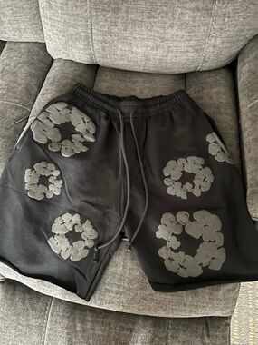 Men's Black Athletic Shorts with Gray Floral Ring Prints